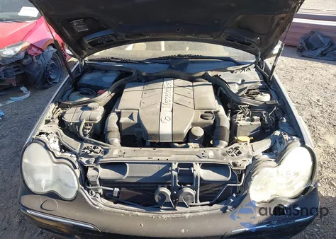 2002 Mercedes-Benz C 320 z USA, uszkodzony, nr VIN WDBRF64J32F224941